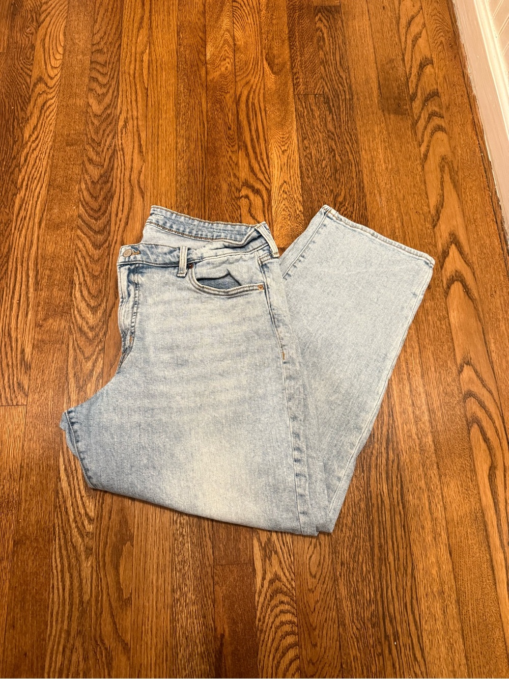 Old Navy Womens High Rise OG Loose Acid wash Straight leg Jeans size 18 - Picture 5 of 5